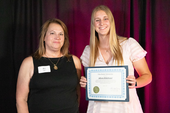 Bill Langbehn with 2023 recipient Do Hyun Cho.